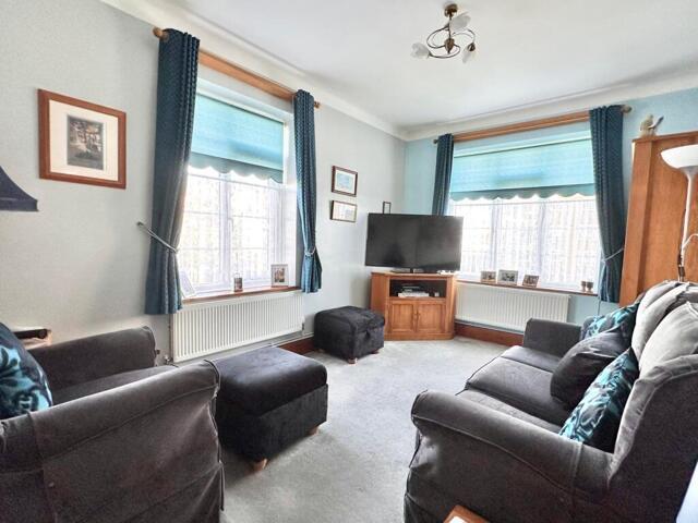 Room for sale in Old Town, Heathlands