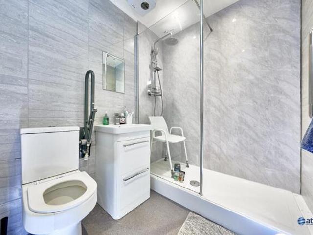 Room for sale in Calderstones, Isle Of Man