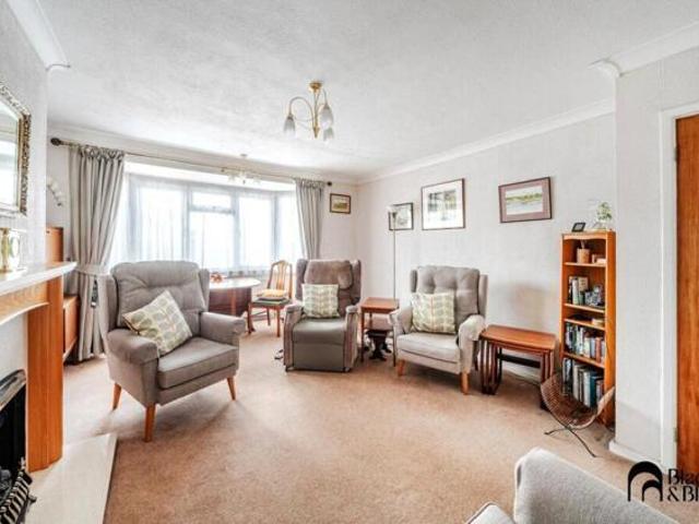 Room for sale in Coney Hall, Greater London
