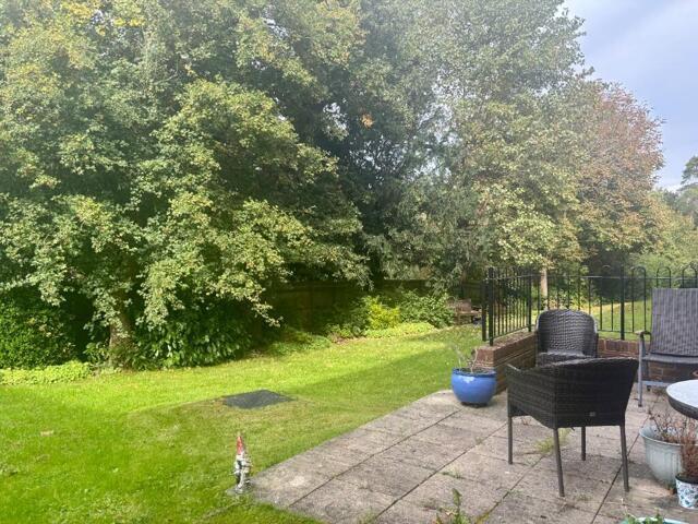 Room for sale in Old Wivelsfield, Iford