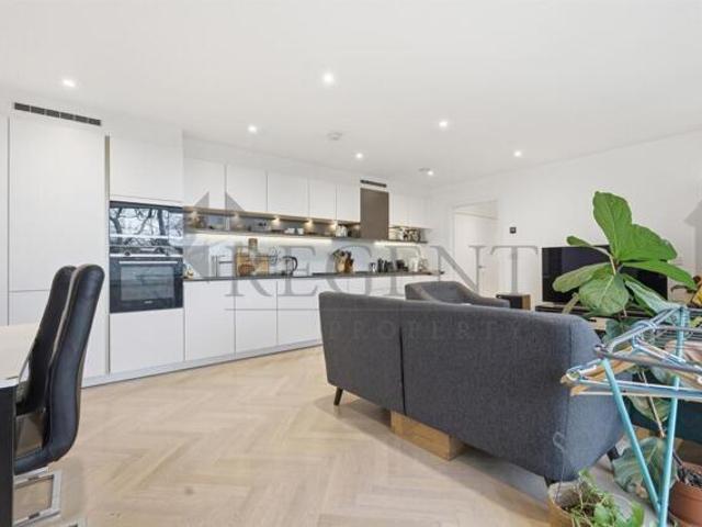 Room for sale in Barnsbury, Greater London