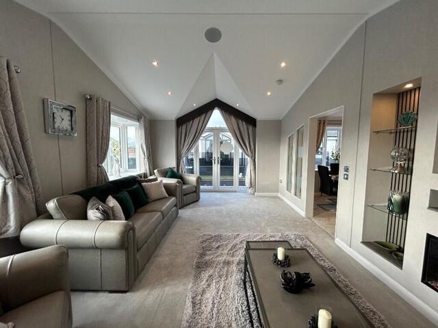 Room for sale in Canvey Island