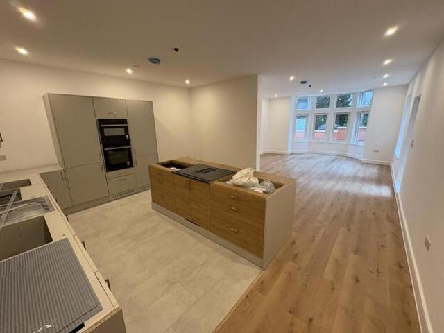 Room for sale in Falcon Lodge, Wales