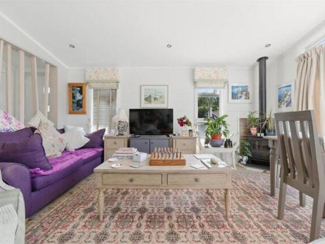 Room for sale in Glendevon, Scotland