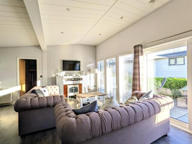 Room for sale in Longstone, Hellandbridge