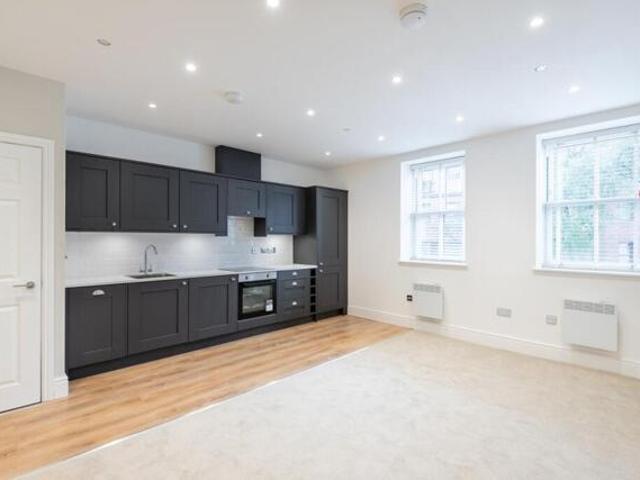 Room for sale in City Centre, Scotland