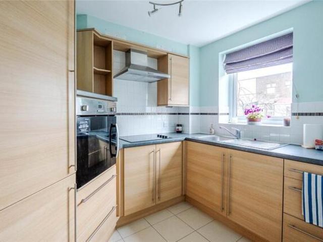 Room for sale in Dunstable, Bedfordshire