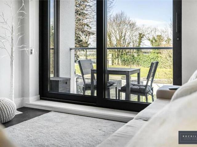 Room for sale in Esher, Surrey