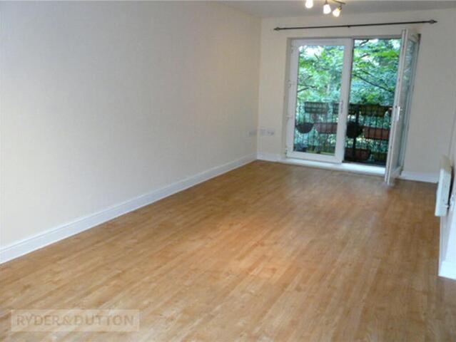 Room for sale in Bell Hall, Halifax