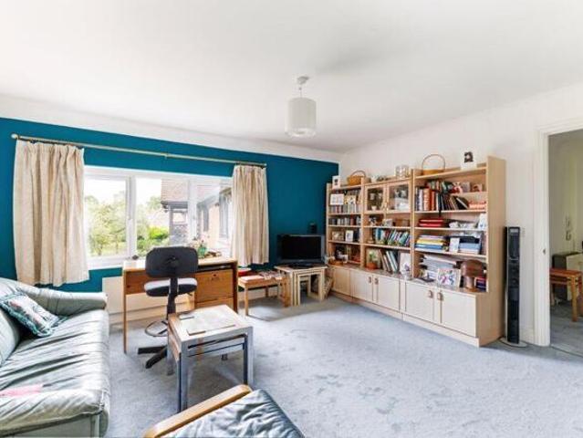 Room for sale in Midway, Kent