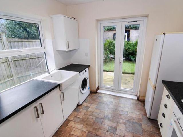 Room for sale in London Borough of Croydon, Selhurst