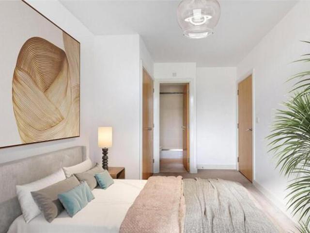 Room for sale in Crystal Palace, Greater London