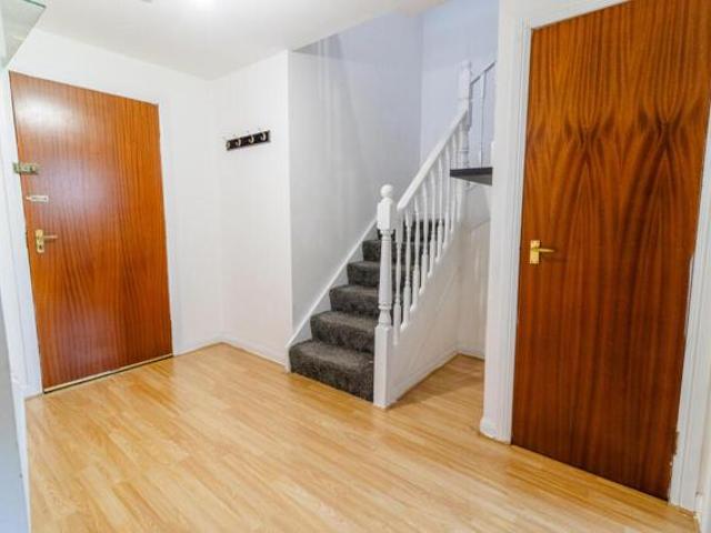 Room for sale in Ferryden, Scotland