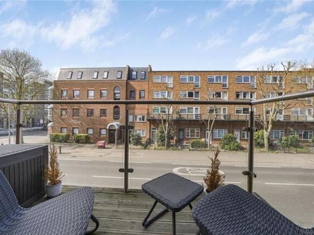 Room for sale in New Malden, Greater London