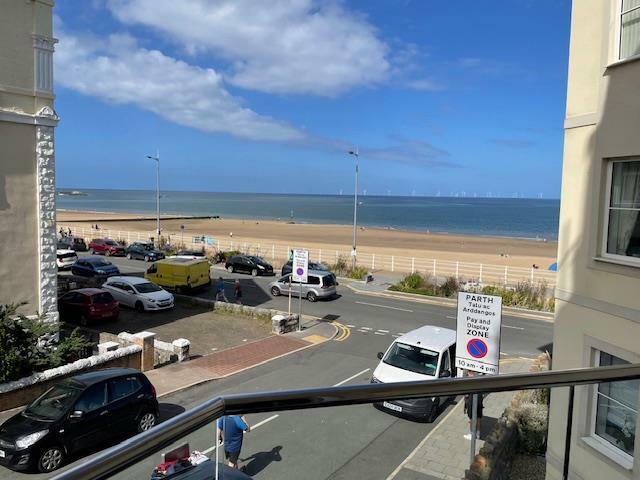 Room for sale in Colwyn Bay, Wales
