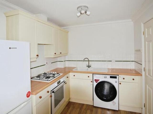 Room for sale in Emmbrook, Wokingham