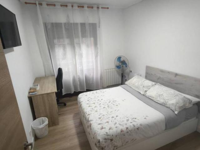 Habitación en alquiler en Ibaiondo, Bilbao