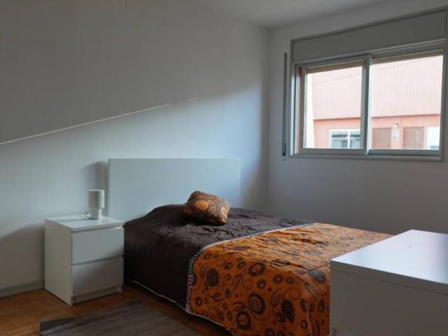 Quarto alugar em Porto