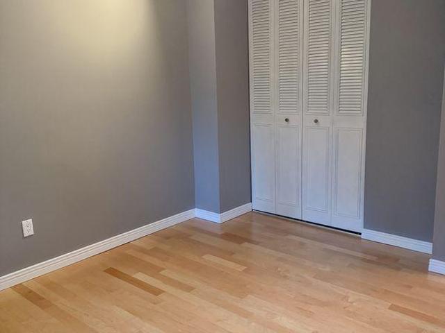 Room for rent in Wedgewood, Alberta