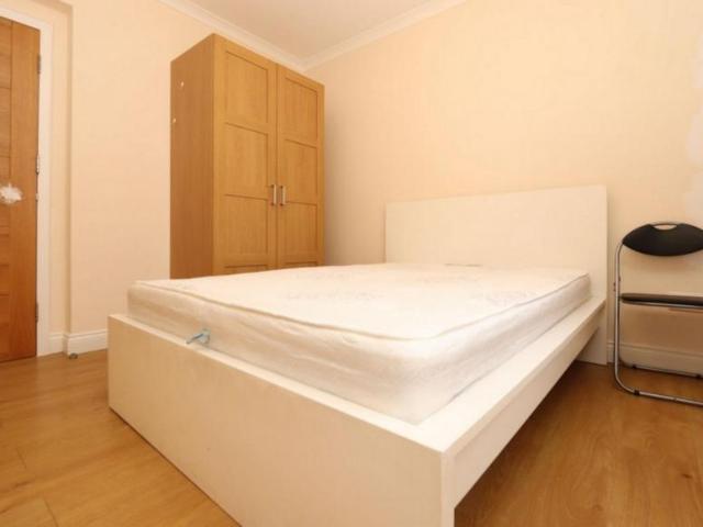 Room for rent in Maida Vale, Greater London