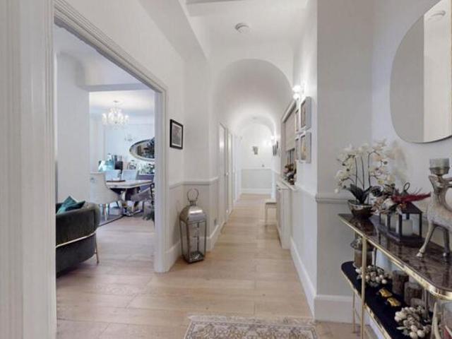 Room for sale in St. John's Wood, Greater London