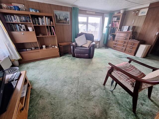 Room for sale in Reading