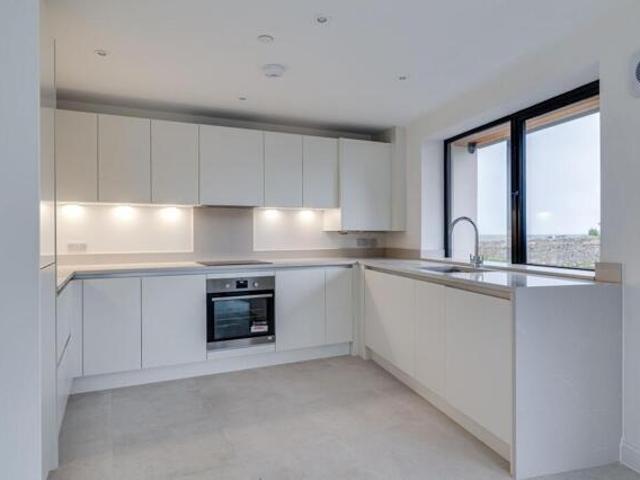 Room for sale in Colwyn Bay, Wales