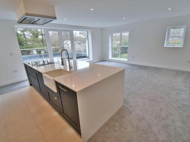 Room for sale in Parley Cross, West Parley