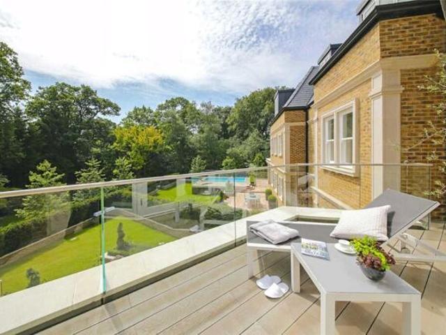 Room for sale in Hadley Wood, Isle Of Man