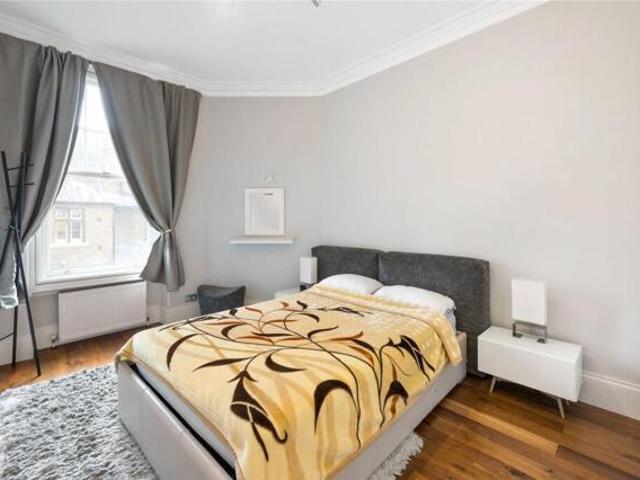 Room for sale in Kensington, Greater London