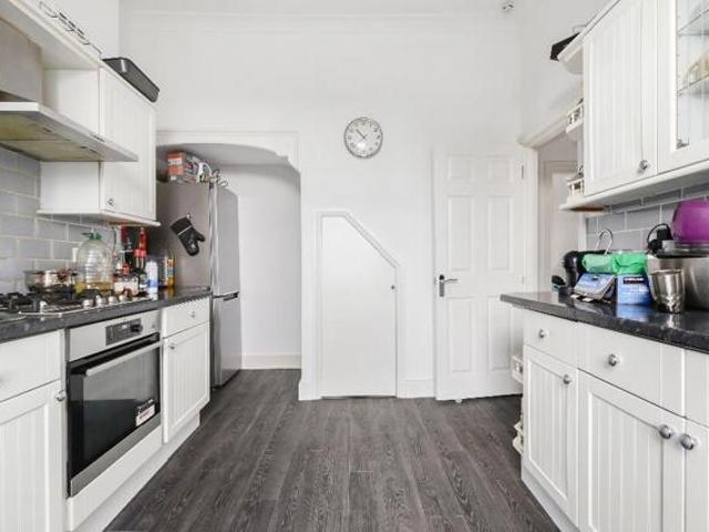 Room for sale in London Borough of Lewisham, Greater London