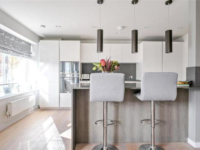 Room for sale in Marlborough, Easton Royal