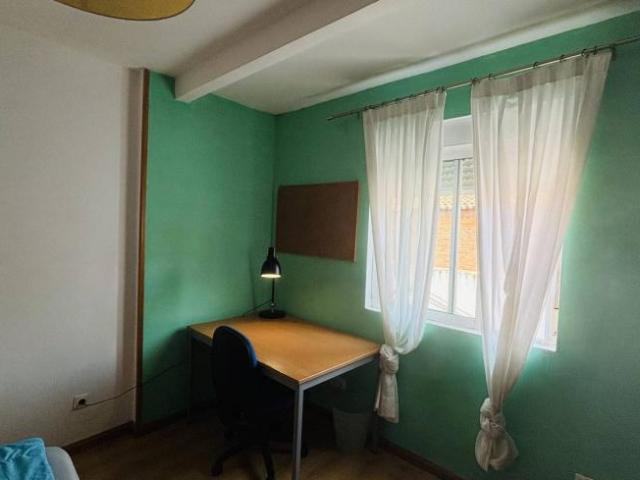 Habitación en alquiler en Alcalá De Henares, Madrid