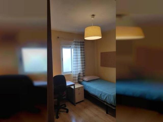 Habitación en alquiler en Alcalá De Henares, Madrid