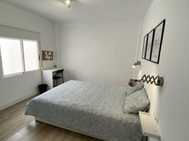 Habitación en alquiler en Alacant / Alicante