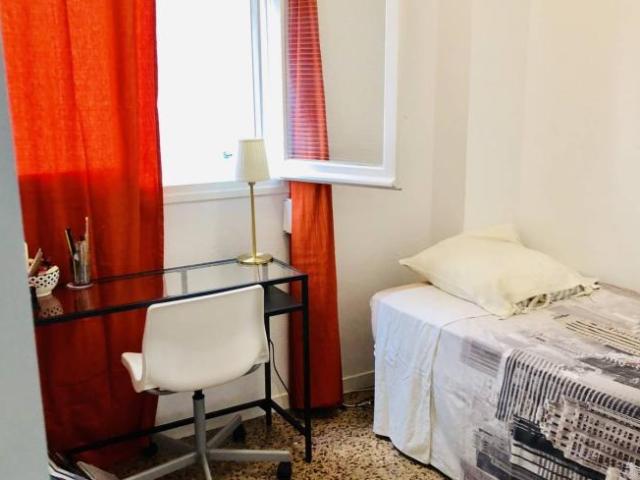 Habitación en alquiler en Barcelonès, Catalunya
