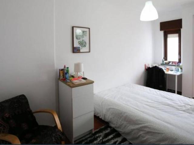 Quarto alugar em Lisboa