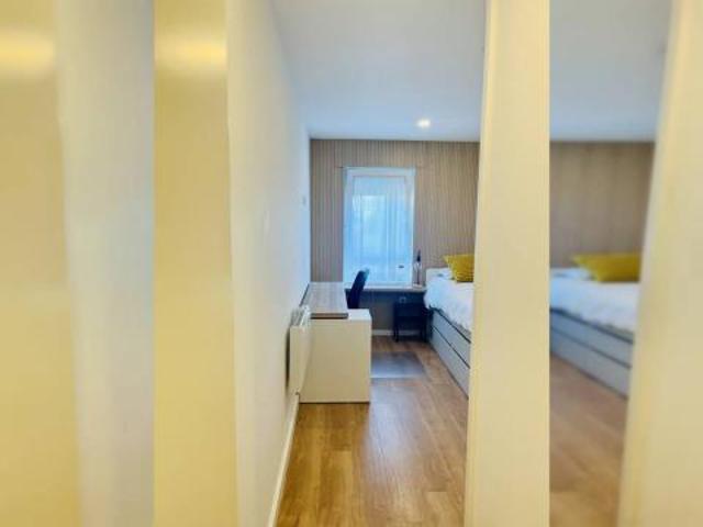 Quarto alugar em Porto