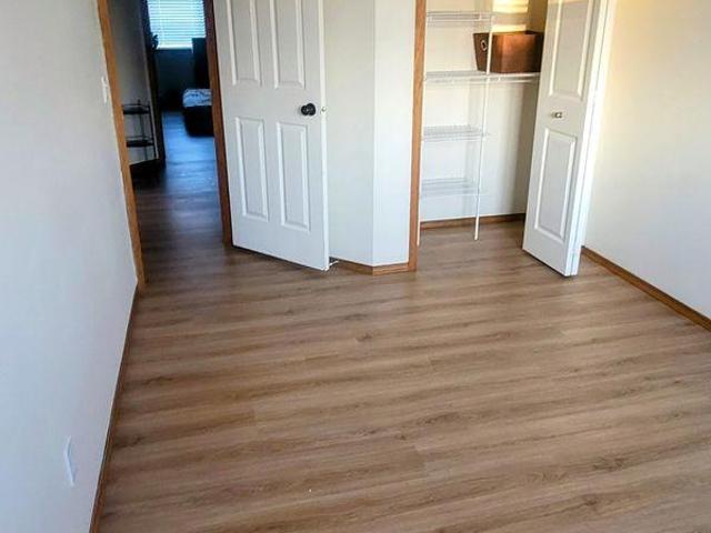 Room for rent in Northwest, Alberta