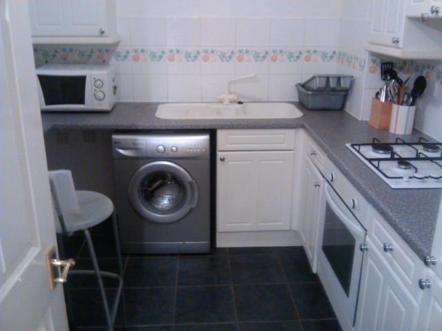 Room for rent in Ratcliffe, Greater London