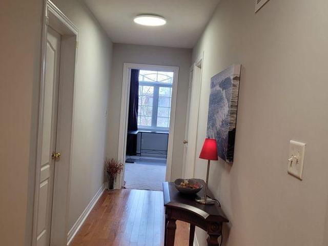 Room for rent in York, Ontario