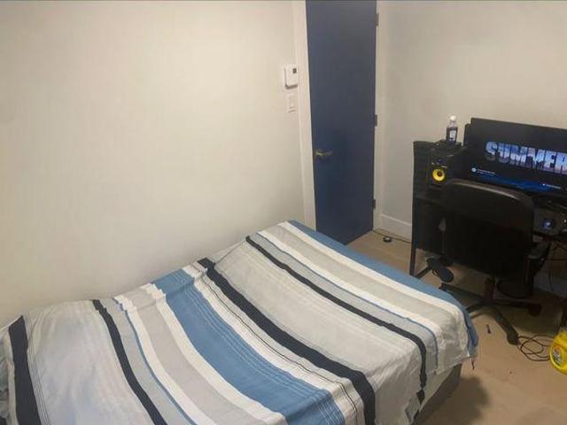 Room for rent in St. Leonard's, Quebec