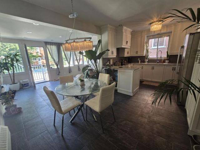 Room for rent in St. Leonard's, Quebec