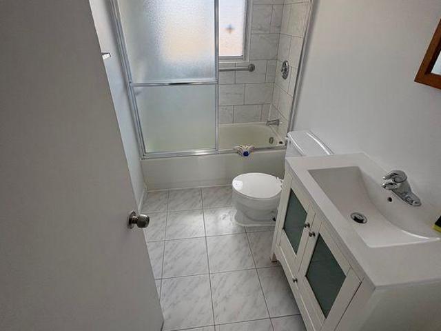 Room for rent in Mulhurst Bay, Ontario