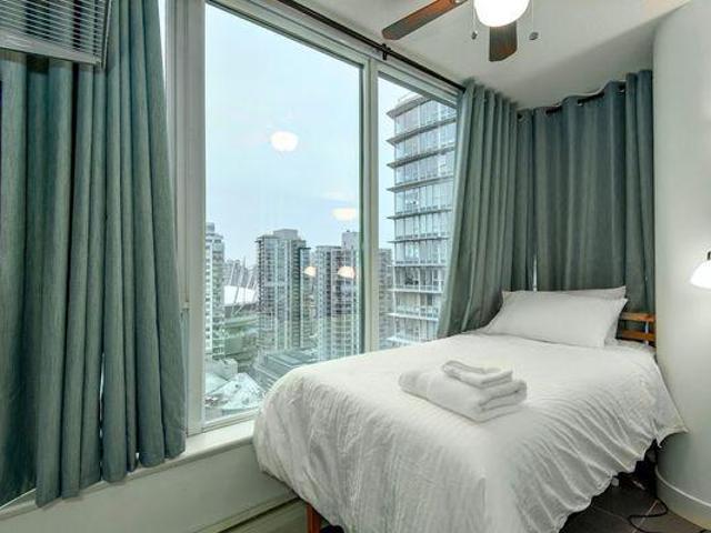 Room for rent in Vancouver, British Columbia