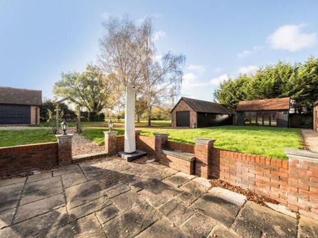 Room for sale in Midway, Kent
