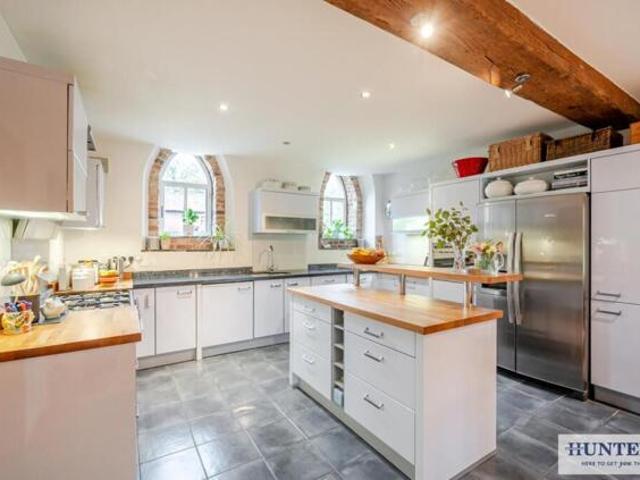 Room for sale in Brayton