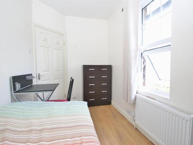 Room for rent in Greater London