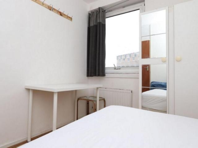 Room for rent in Globe Town, Greater London