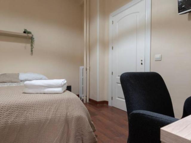 Habitación en alquiler en Medina-sidonia, Madrid